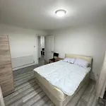Nice 3 Bedroom Bayswater