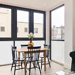 The Harlesden Hideout - Charming 2Bdr Flat