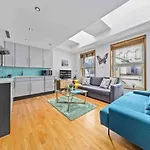 Sleep 4 In St James Piccadilly Hy10