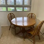 Spacious 2 Bed Dulwich Flat Green Views