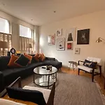 Central Chelsea 1 Bedroom