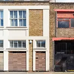 Characterful 2 Bedroom Apartment In Brixton