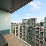 Battersea Luxurious Flat With Ac And Free Parking