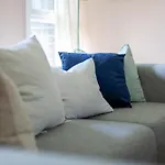 Mezzanine 3-Bed In Central London, By Westminster