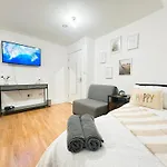 Wembley Stadium Rooms