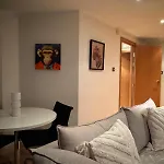 Super Cute Shoreditch Loft