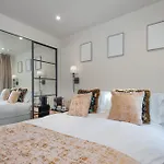 The Angel Residence, Sleeps 4