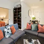 One Bedroom Flat Near University Of London,Soho-Covent Garden