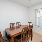 Oyo Home 127 Lower Marsh