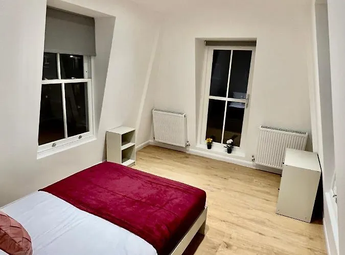 Lovely 1 Bedroom Serviced With Big Balcony