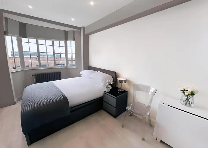 Chelsea Flat 10 Mins Harrods, Gym, Air Conditioning