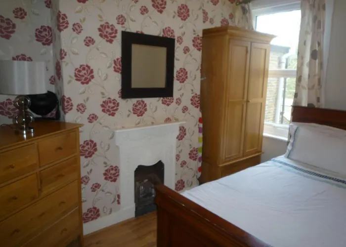 Large 2Bedroom Flat