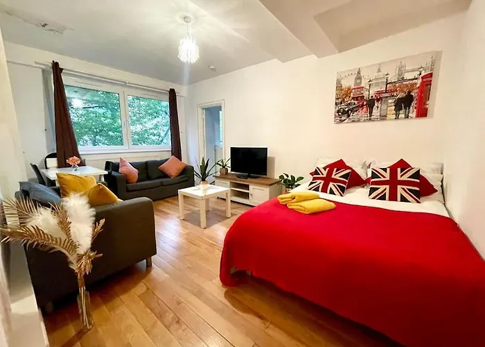 2 Bed Flat Near To Tower Bridge