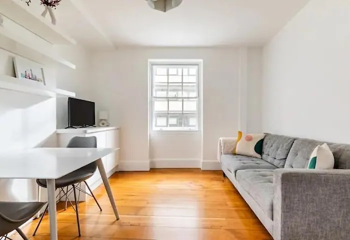 London City 1 Bed With Roof Terrace