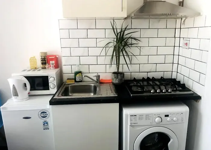Fabulous Flat In Heart Of London