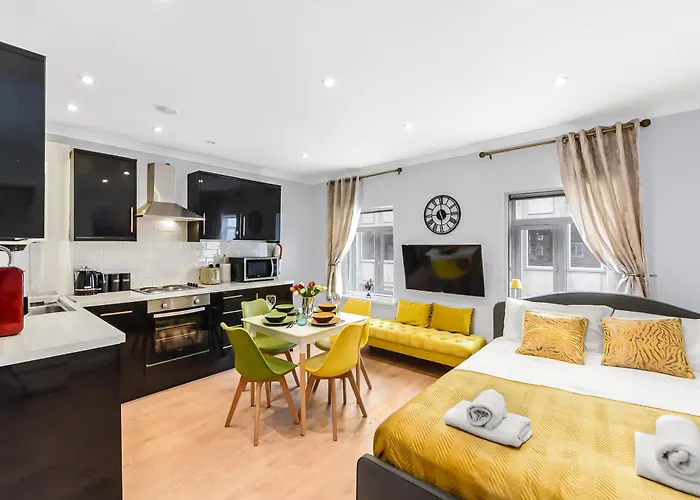 Beautiful Flat On Oxford Street