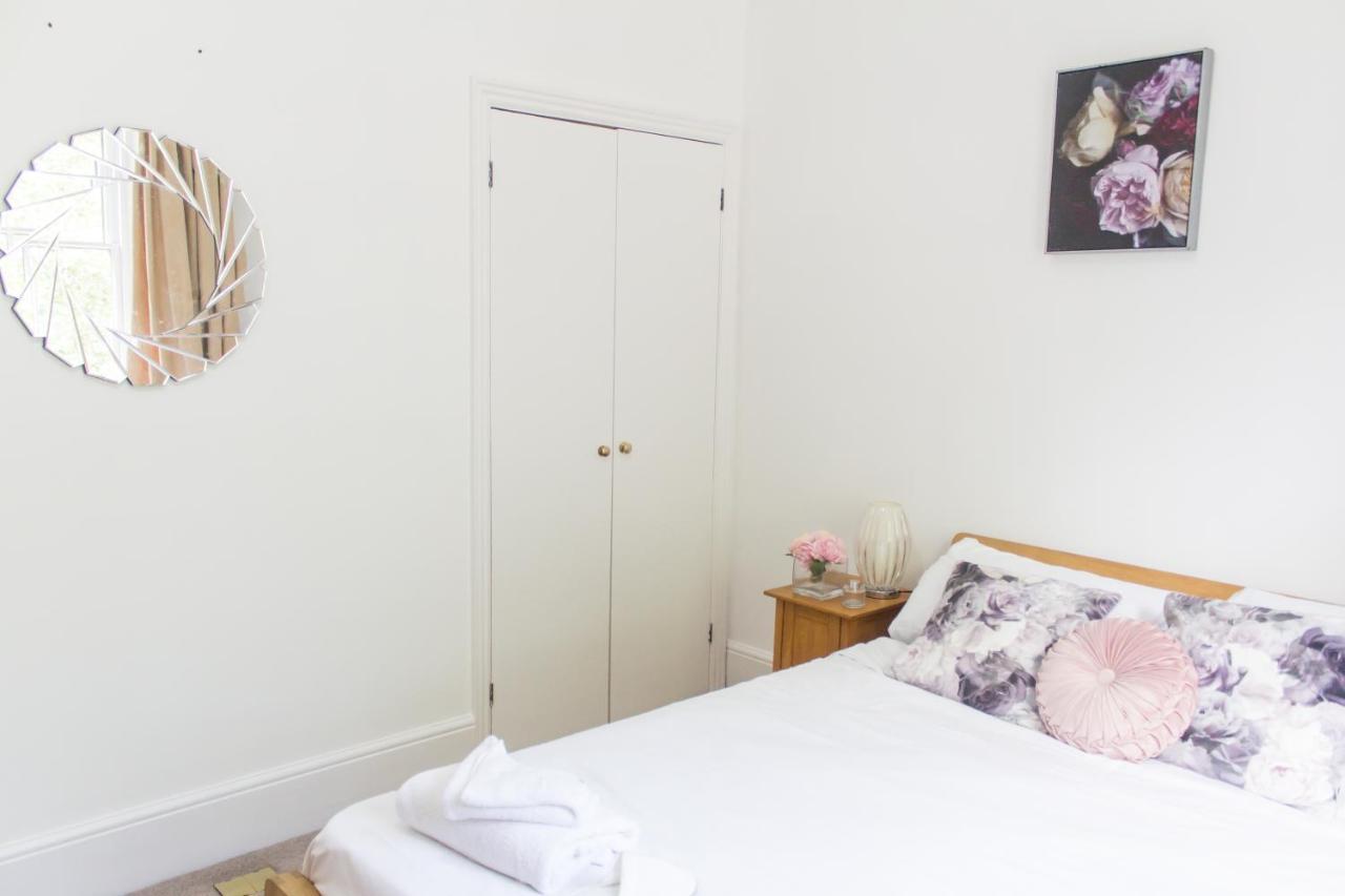 Apartahotel Mansion House With Spacious Close To Excel And Canarywharf Londres