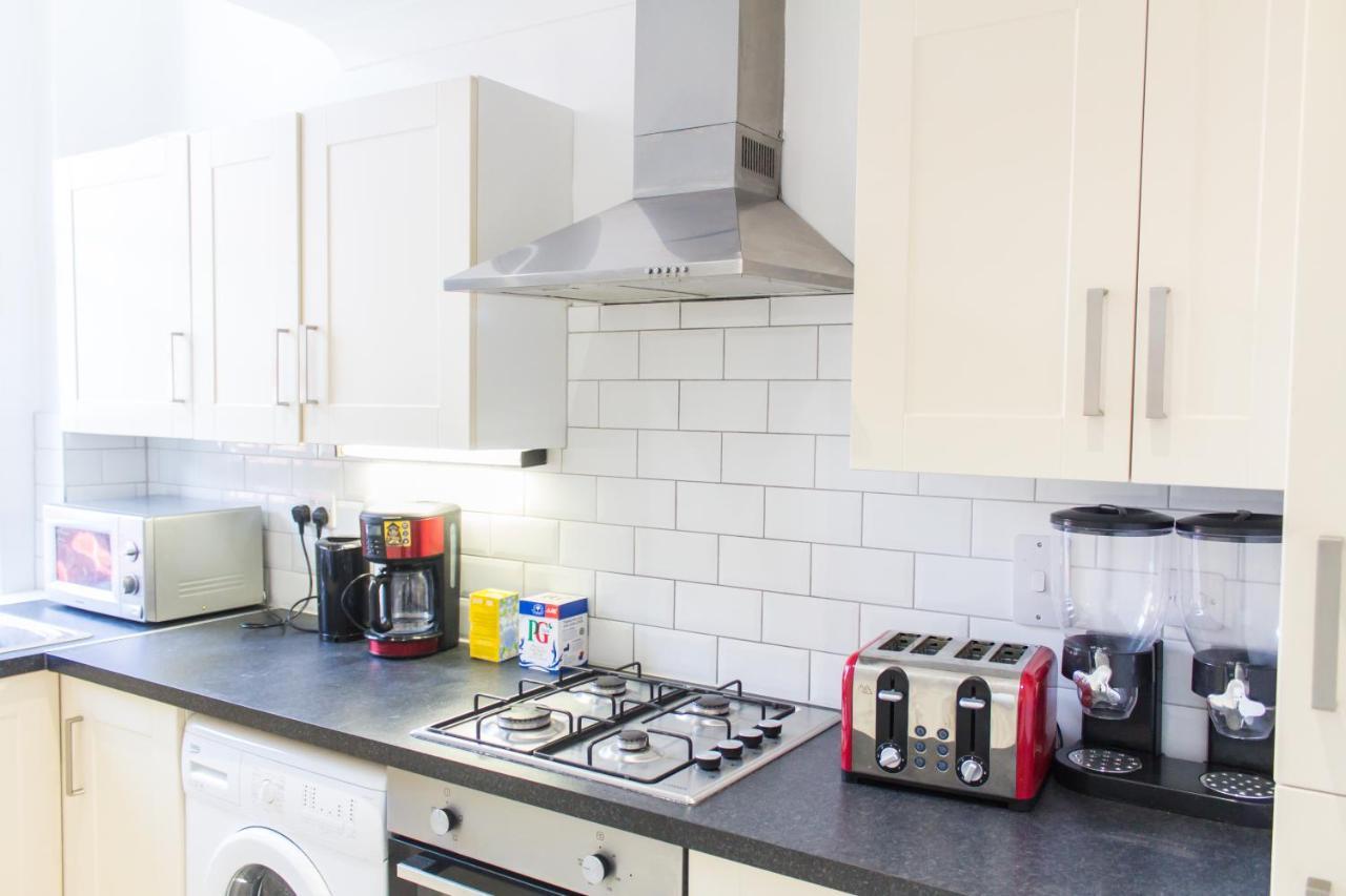 Apartahotel Mansion House With Spacious Close To Excel And Canarywharf Londres