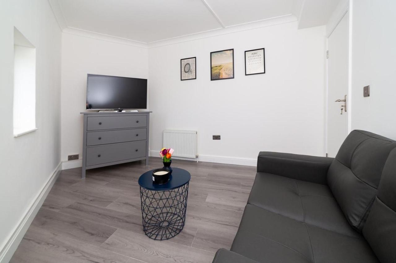 Welk Ltd London