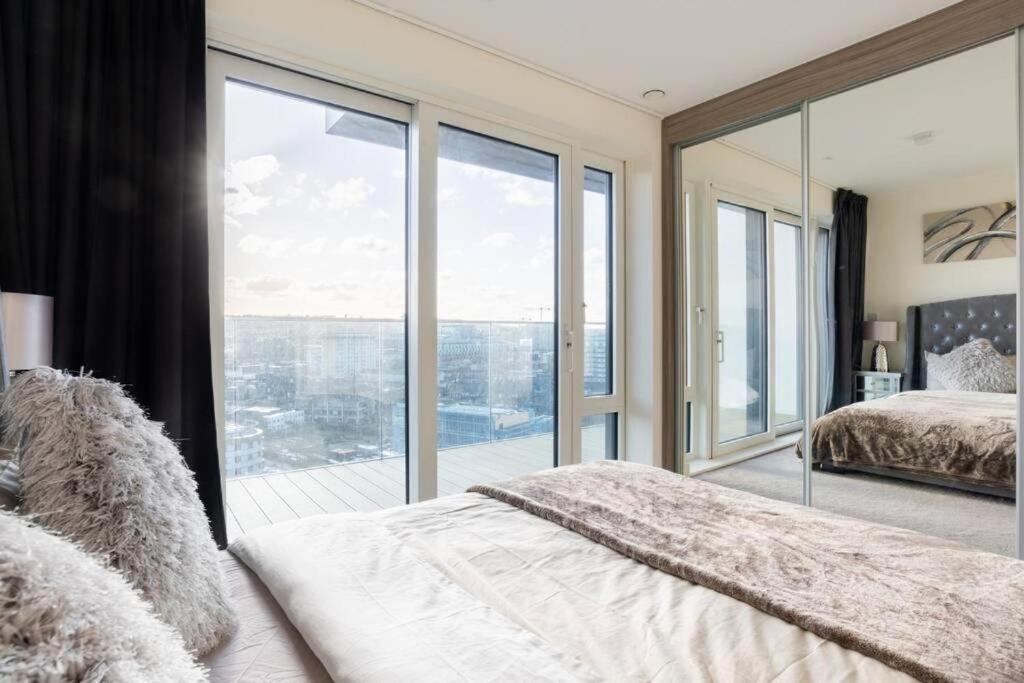 Luxury River Side Penthouse Appartement Londen