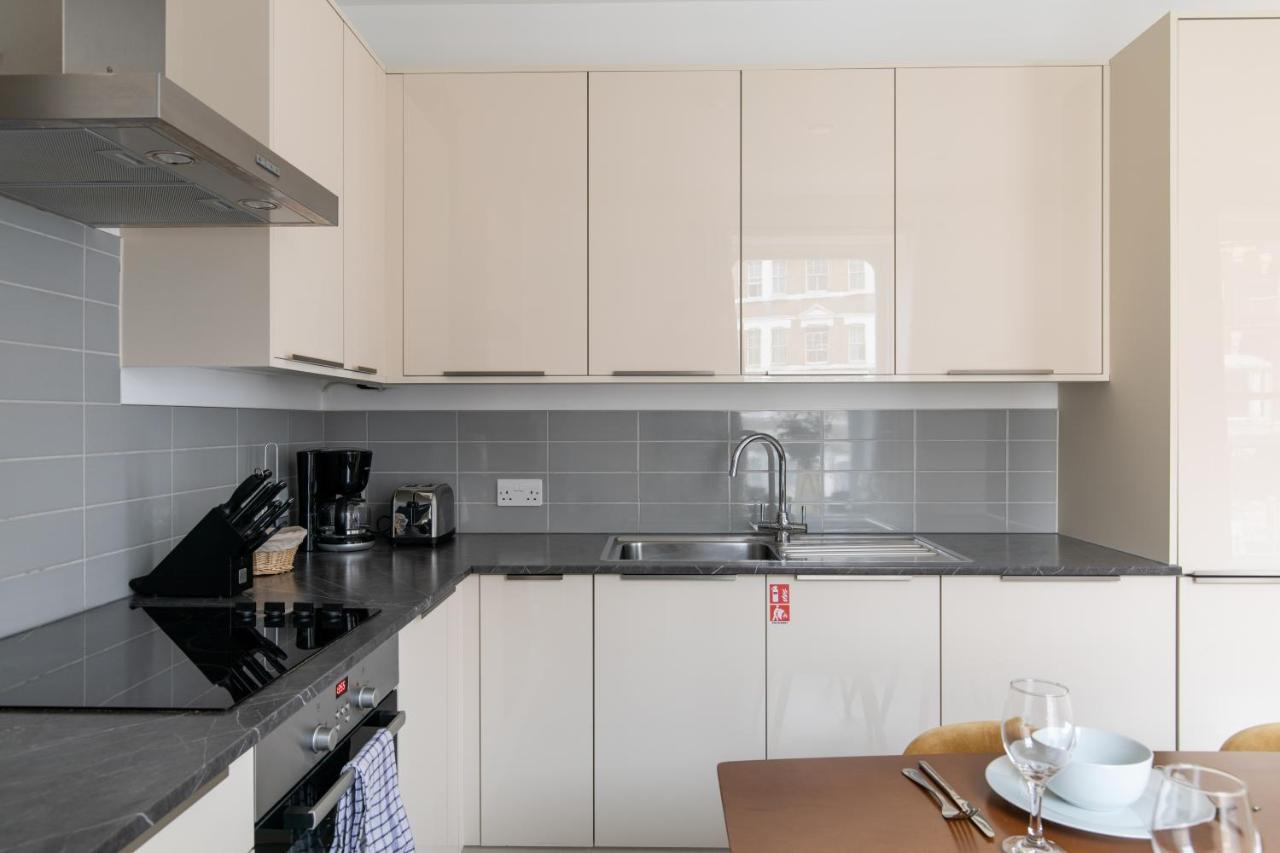 - Luxury And Spacious With Balcony Apartamento Londres