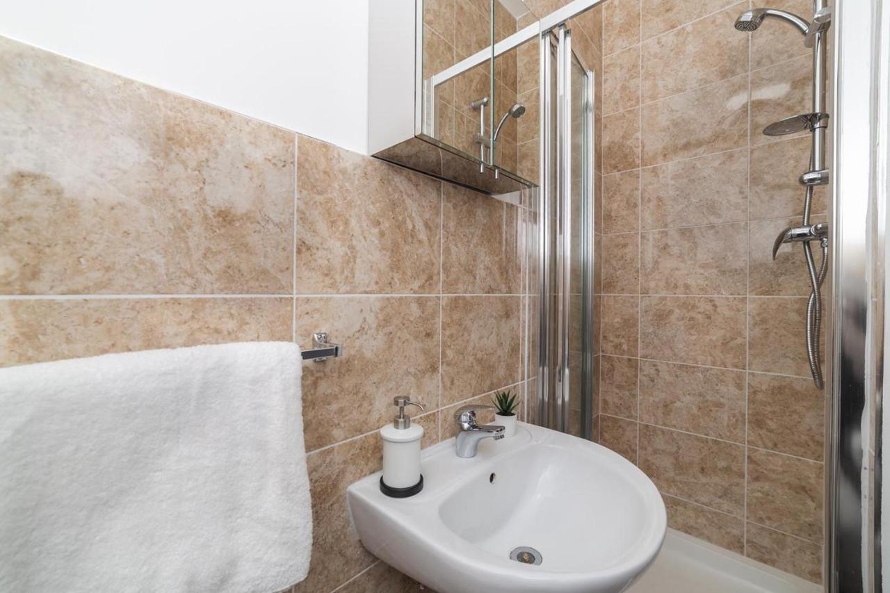 Welk Ltd Apartment