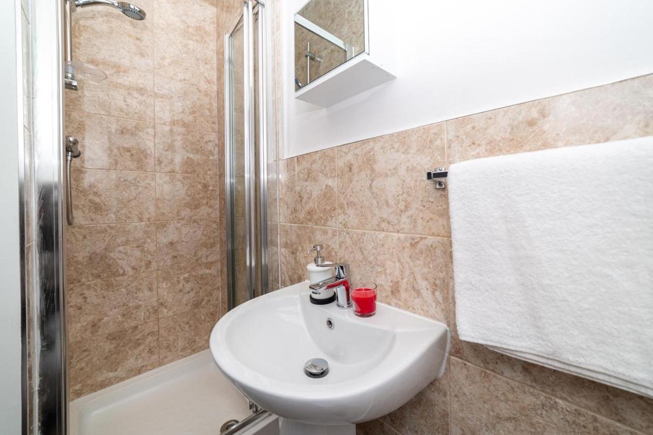 Welk Ltd Apartment
