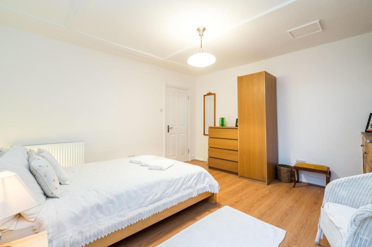 Apartamento New Stylish 1 Bedroom Flat With Garden