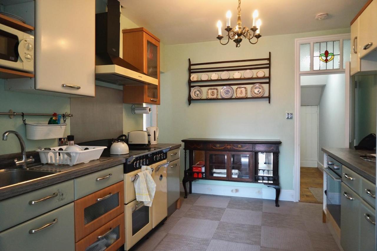 Sunny Ensuite Room And Annex Near Tottenham Stadium Guest house *