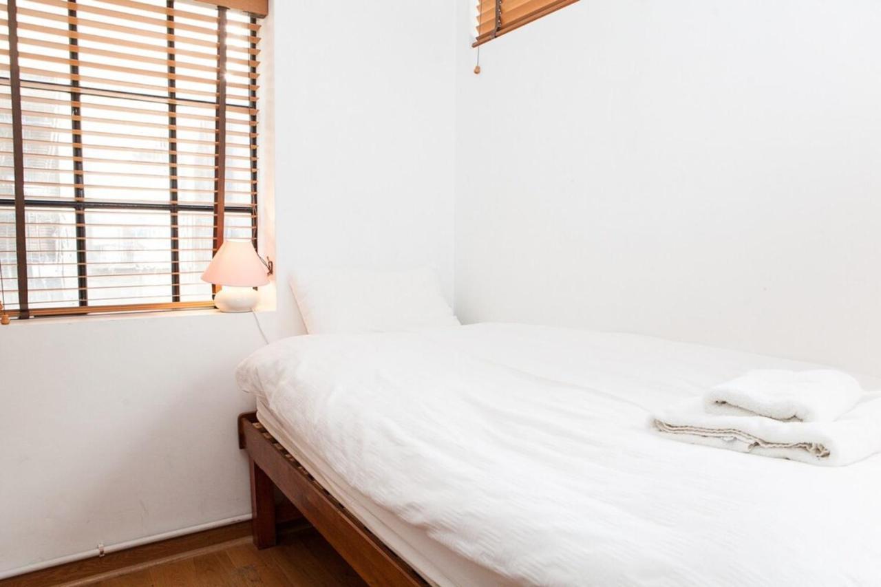 Apartamento Spectacular 4-bedroom Close To Eye Londres