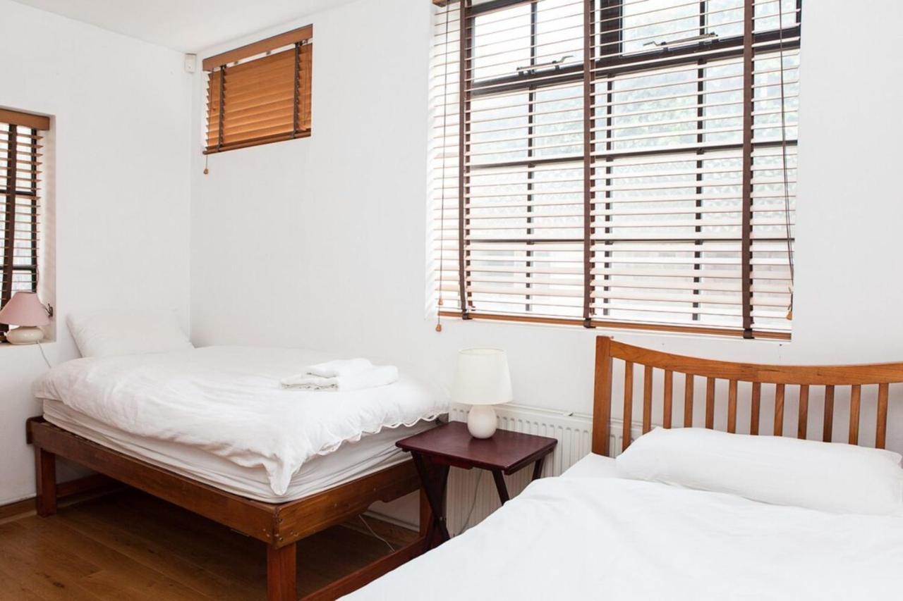 Spectacular 4-bedroom Close To Eye Apartamento