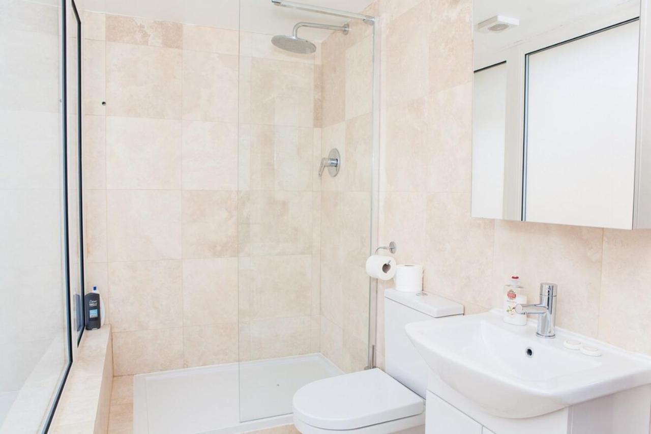 Apartamento Spectacular 4-bedroom Close To Eye