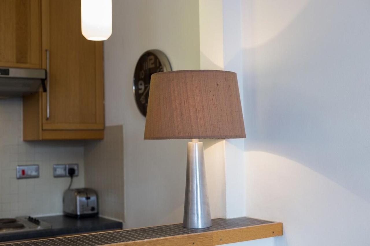 Bright And Spacious 1 Bedroom In The Heart Of Kensington Appartement *