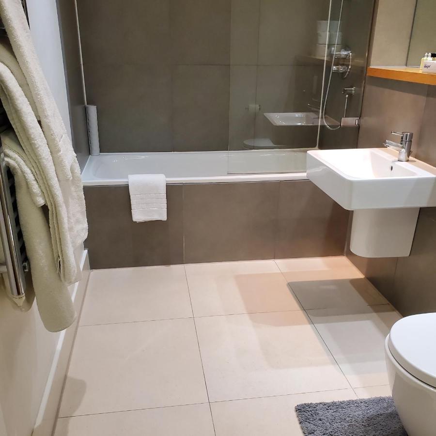 Appartement Captivating 2-bed In Canary Wharf *