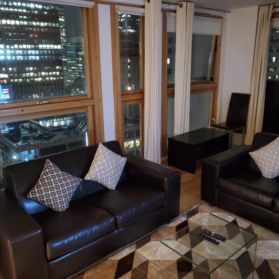 Captivating 2-bed In Canary Wharf *