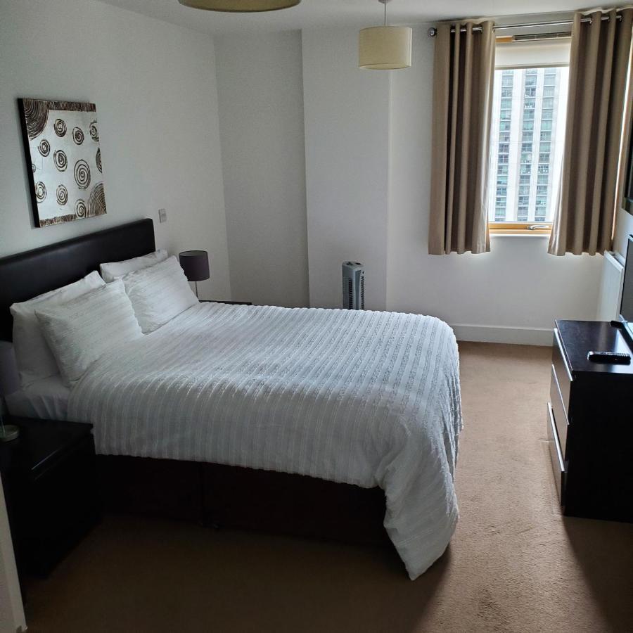 Captivating 2-bed In Canary Wharf