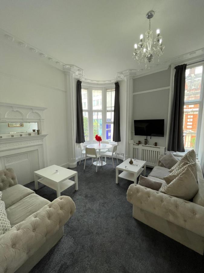Selfridges Serviced Appartement