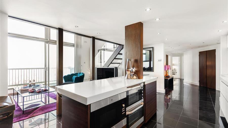 Apartment Penthouse