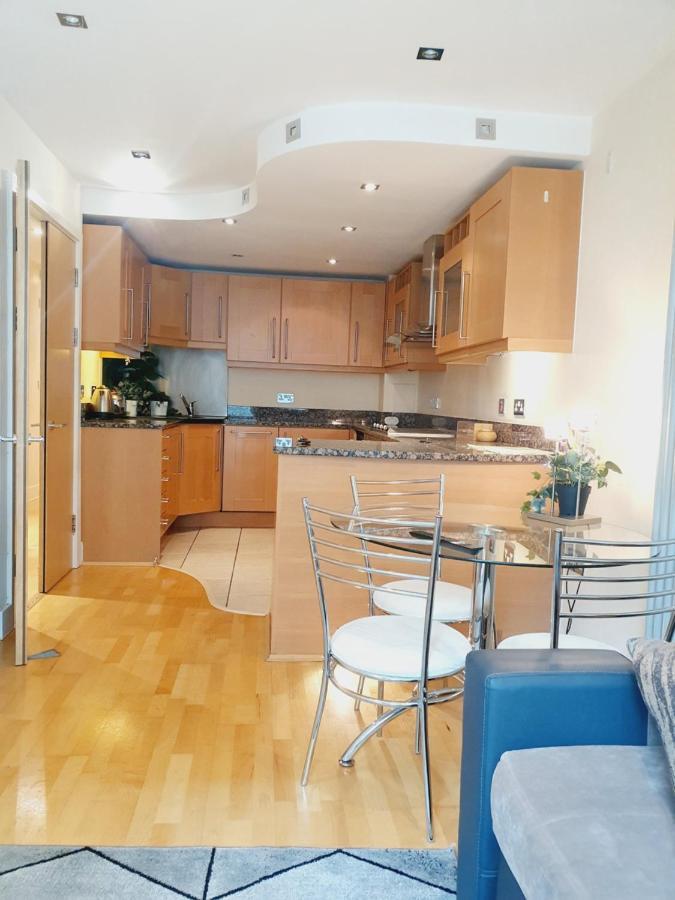 Canary Wharf, E14 9ne Apartamento Londres
