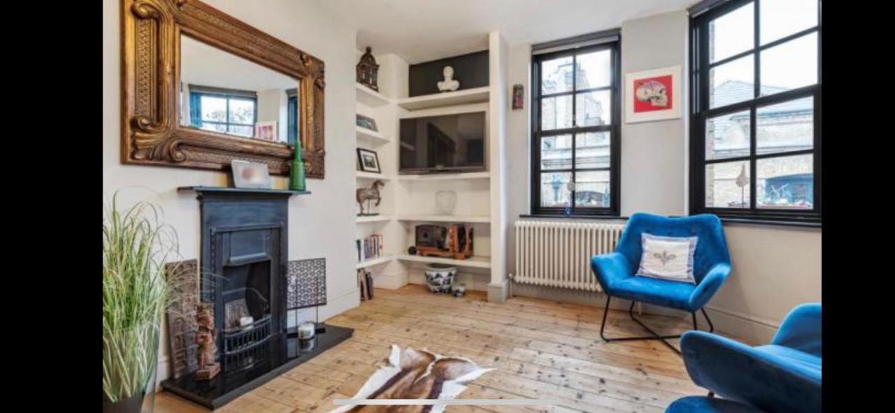 Apartamento Shad Thames Pied-A-Terre Exquisite Historic Warehouse Air Conditioning Private Parking Garden & Balcony Next To Shard With Views Londres
