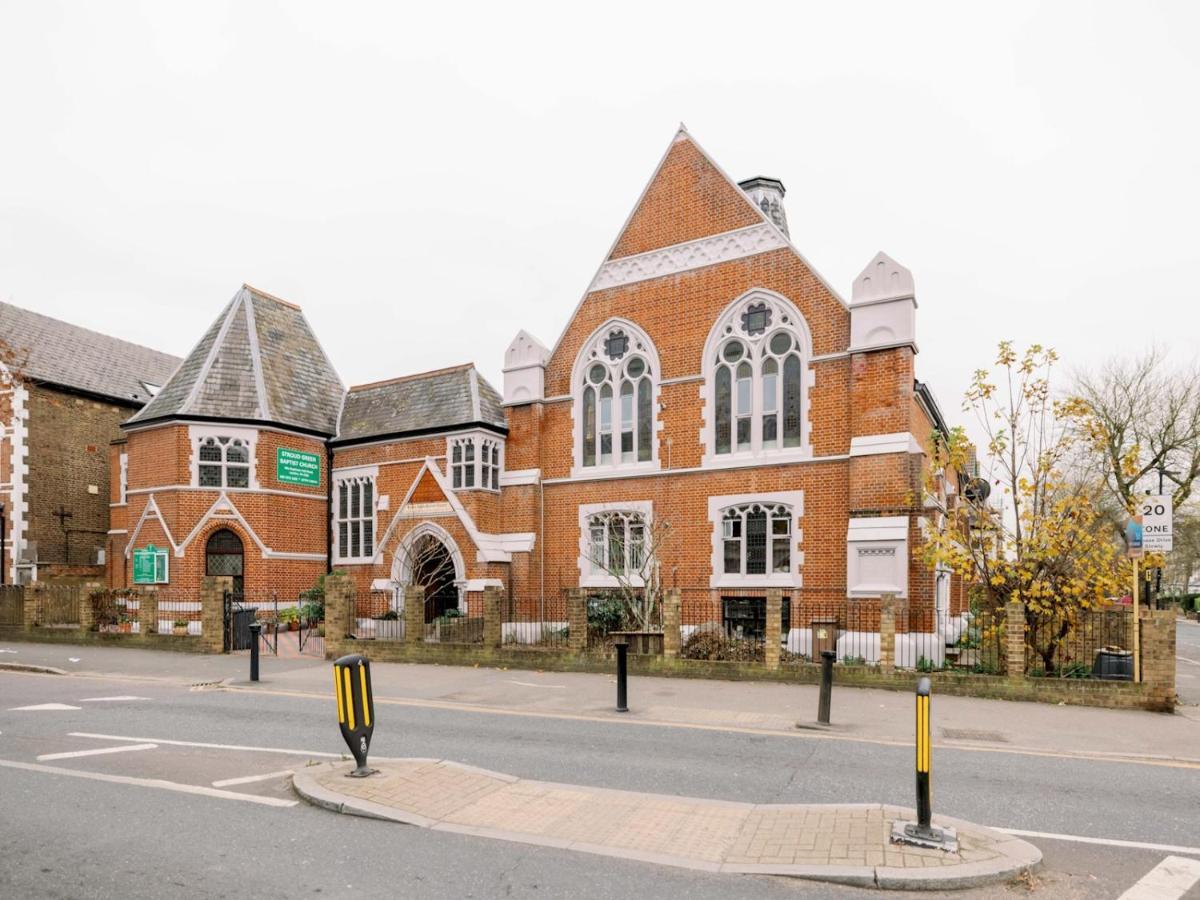 Apartamento Pass The Keys Beautiful Spacious 2-bed In Converted Church Londres