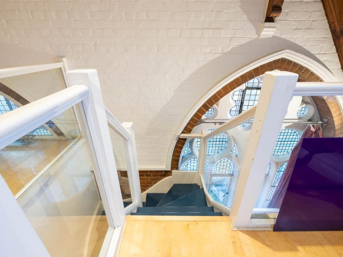 Apartamento Pass The Keys Beautiful Spacious 2-bed In Converted Church Londres