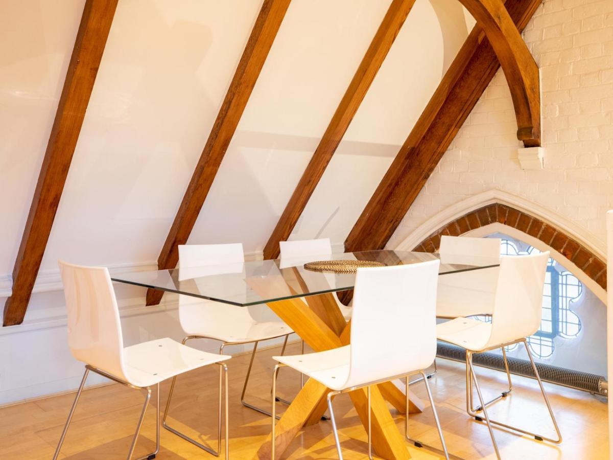 Pass The Keys Beautiful Spacious 2-bed In Converted Church *