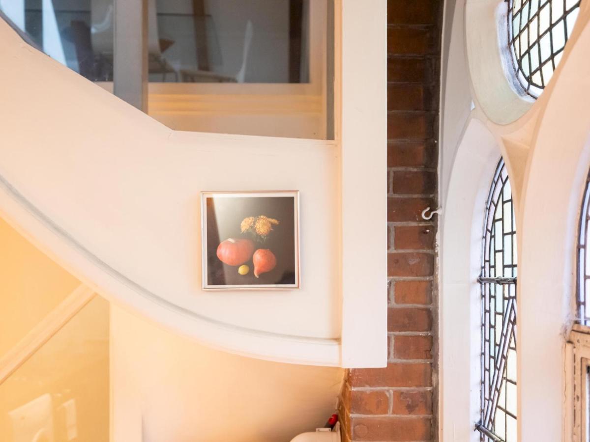 Pass The Keys Beautiful Spacious 2-bed In Converted Church * Londres