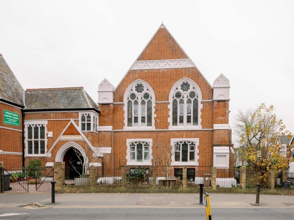 Pass The Keys Beautiful Spacious 2-bed In Converted Church Londres