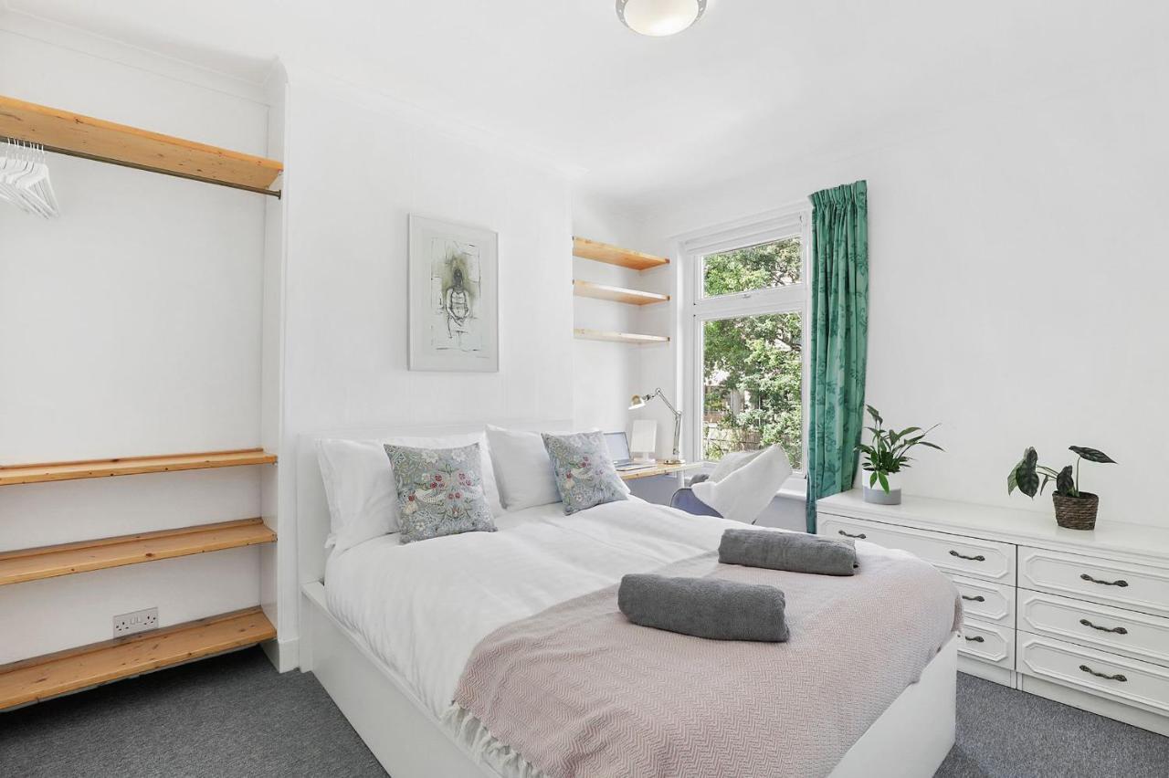 Hébergement de vacances Stunning Victorian Property Near Canary Wharf! *
