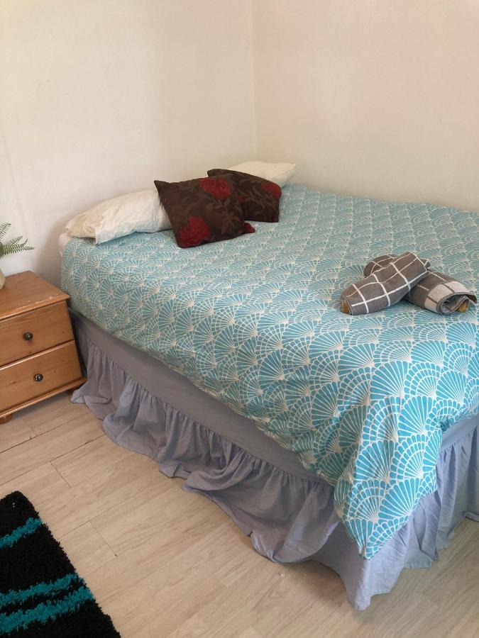 Renovated Family With Shared Kitchen And Bathroom In Angel *