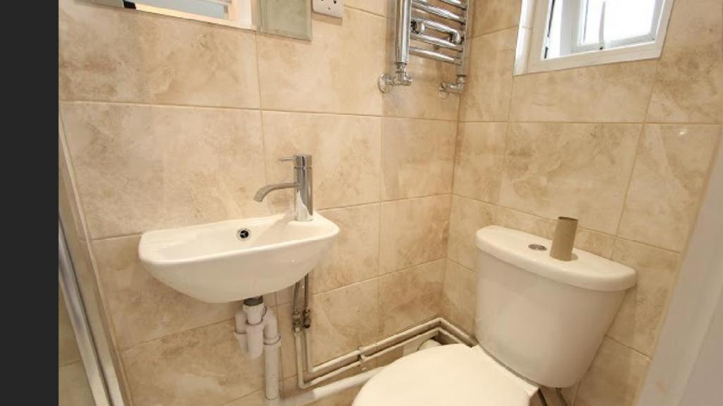 Gasthof Renovated Family With Shared Kitchen And Bathroom In Angel *