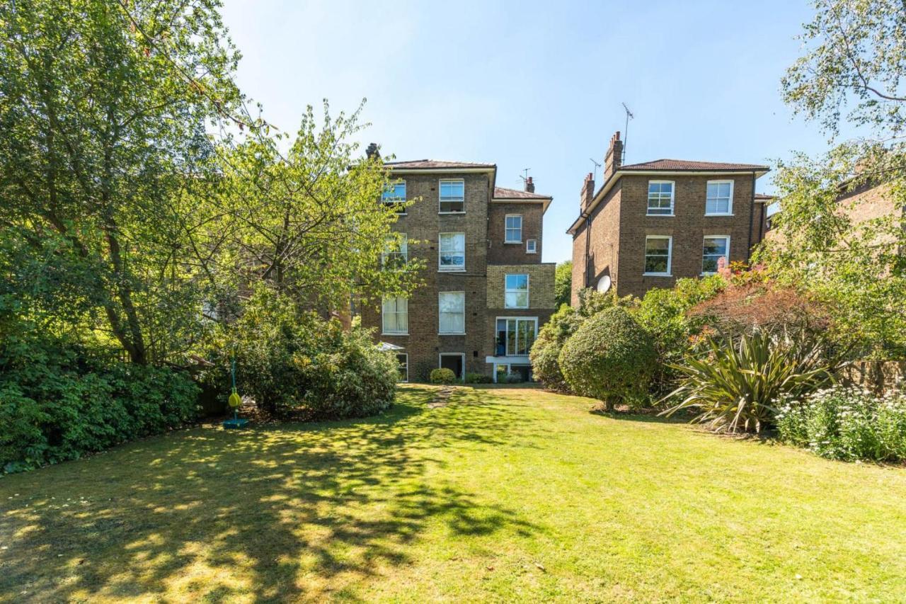 Fantastic 3 Bedroom Flat West Hampstead Londen