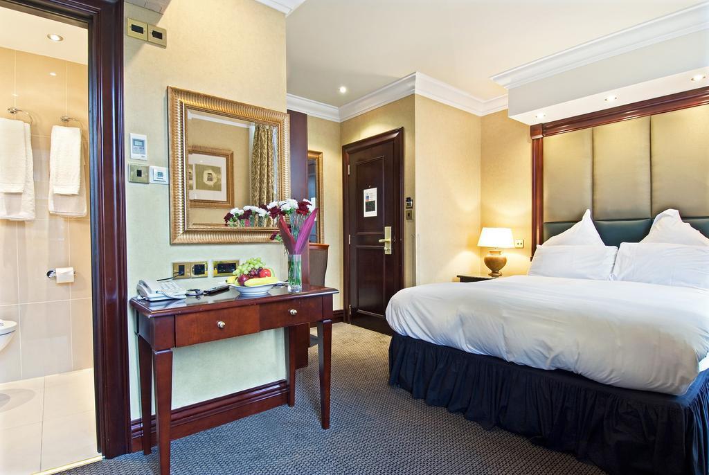 Hotel Inhabit Southwick Street, A Member Of Design 4*